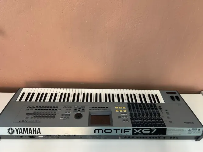 Teclado Yamaha Motif XS7