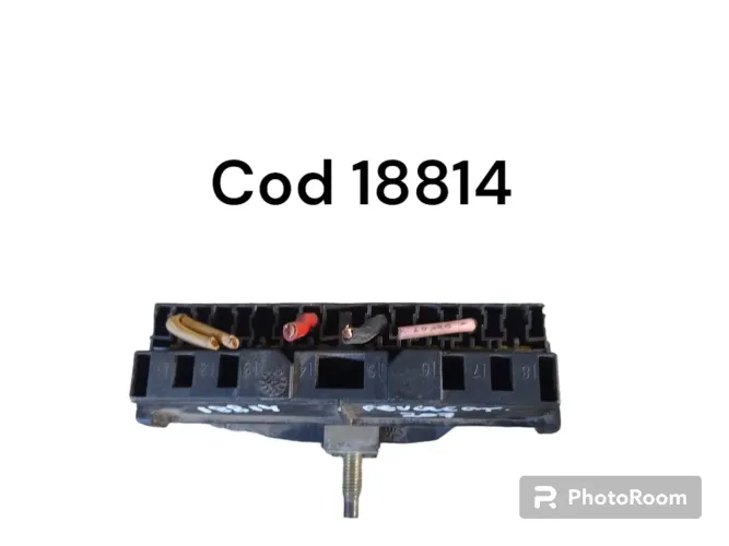Caixa De Fusivel Peugeot 207 Cod 18814
