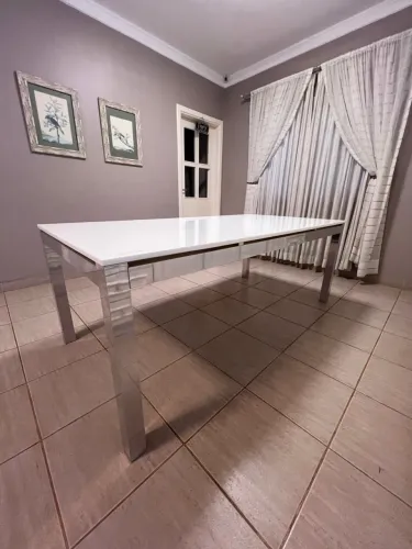 Elegante Mesa Jantar 8 lugares Base Inox e Mármore Italiano 2,00x1,00