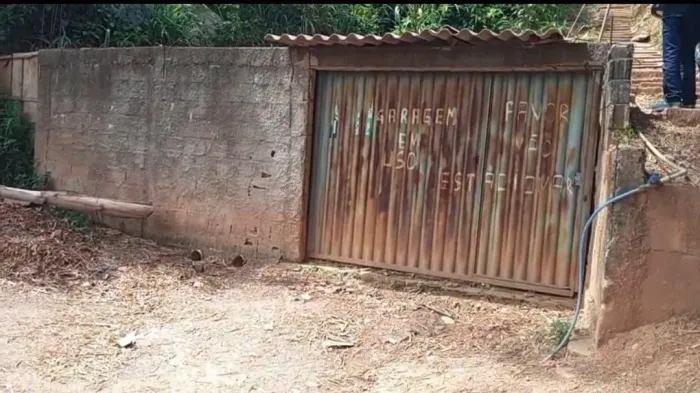 Vendo , alugo ou troco casa em Sabará