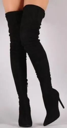 Bota Schutz Over the Knee Preta  tamanho 35 - Elegância e Sofisticação
