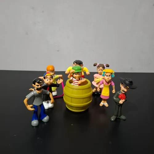Turma do Chaves coleção completa McDonald's 2010