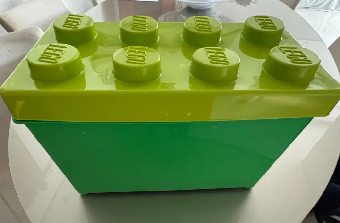 Caixa de Lego original com muitos blocos