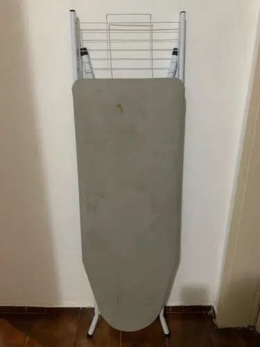 Passadeira de roupa de ferro