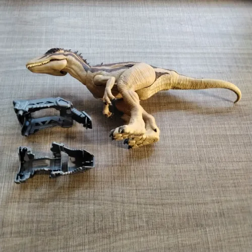 Mattel Jurassic World Mordida Massiva Carcharodontossaurus