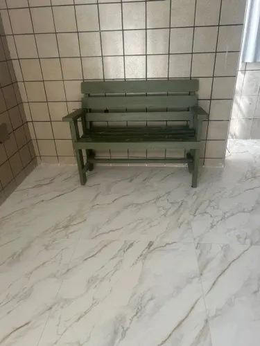 Banco de Madeira Verde para Ambientes Diversos