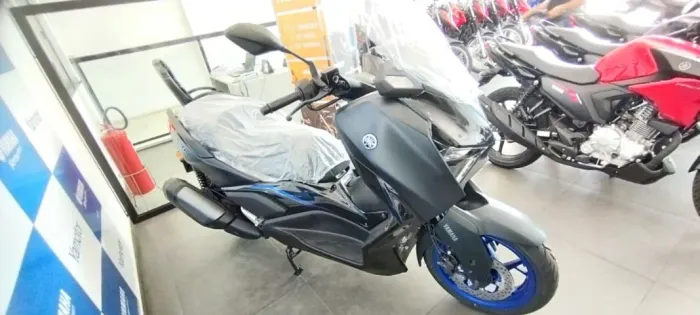 XMAX 300 CONNECTED ABS 2026