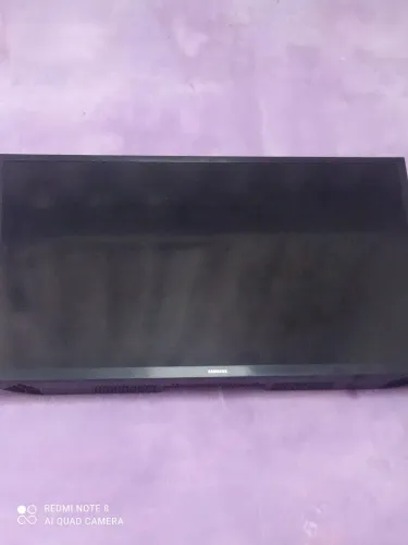 Vende tv32 defeito na tela manchou a imagem