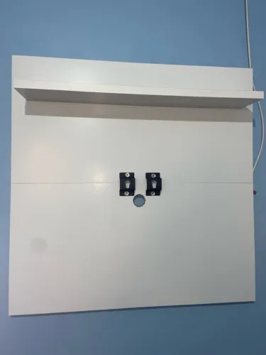 Painel para Tv de até 32 polegadas branco