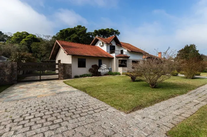Casa em condomínio à venda com 3 quartos no bairro Menino Deus em Quatro Barras/PR