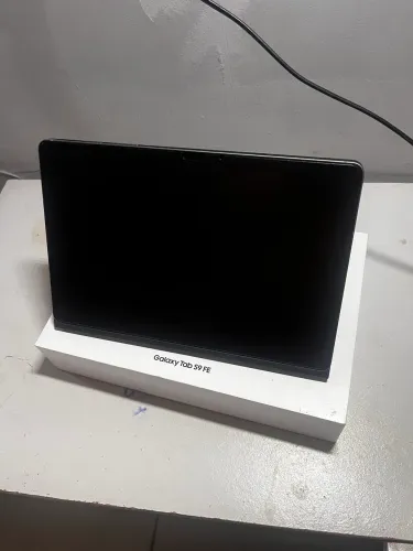 Tablet Samsung S9 FE Semi Novo 