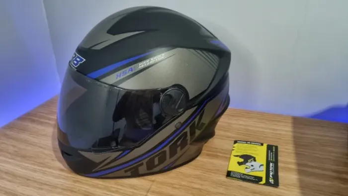 Capacete Fechado Pro Tork R8 com Viseira Fumê - Azul T60 + Brinde Viseira Cristal
