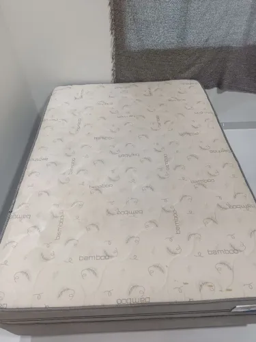 Cama box Plumatex bamboo molas ensacadas