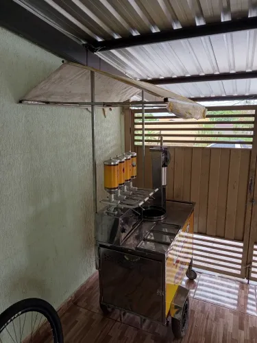 Carrinho de churros gourmet usado semi novo 