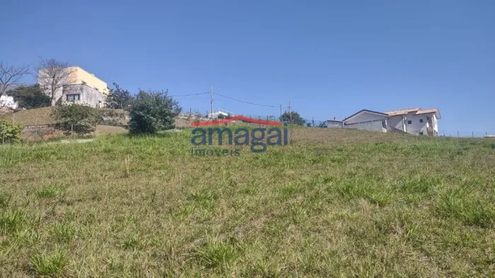 Terreno a venda no Condominio Vales dos Lagos