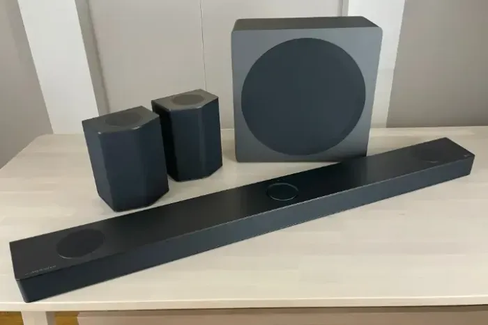 Soundbar LG S95QR Dolby Atmos 9.1.5 canais