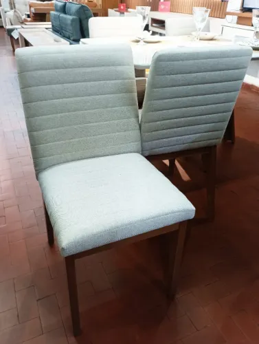 Cadeira de Jantar Bordada Elena (Madeira).