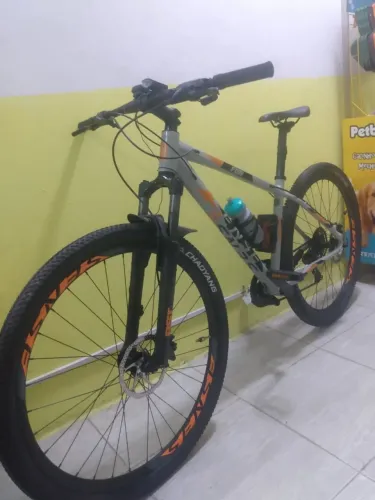 Vende-se Bike Sensi aro 29 2024/2025 semi nova 