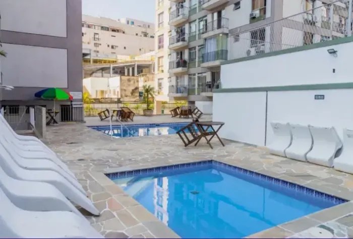 Ap 2 quartos em Condominio completo em Botafogo