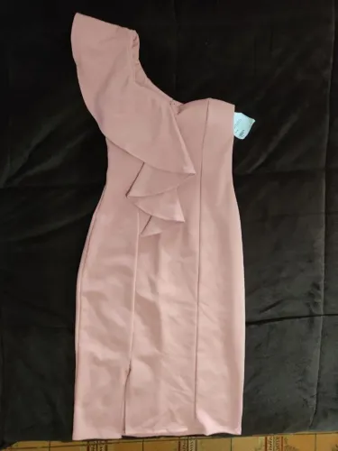 Vestido M com Detalhe Ombro Único NUNCA USADO