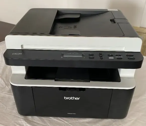 Impressora Multifuncional Brother DCP -1617NW com Wi-Fi