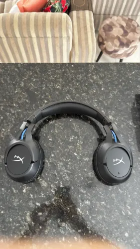 Headset Gamer Sem Fio HyperX Cloud Flight PS4 e PS5