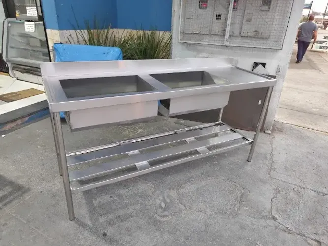 Pia Industrial em Aço Inox com Duplo Bojo