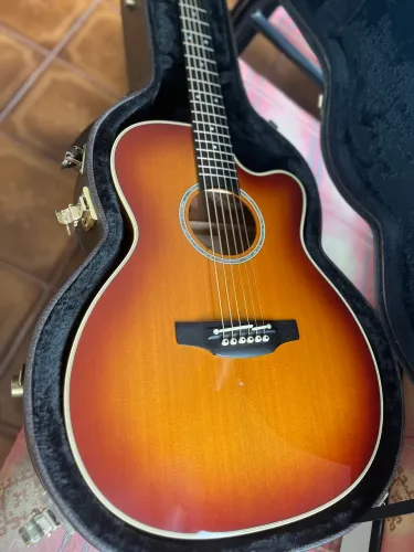 Violão TAKAMINE PTU 70S-KOA - Japonês 