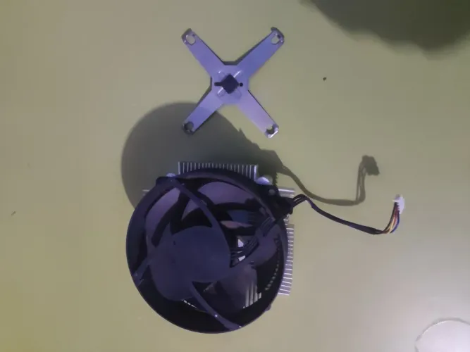 Cooler + Dissipador de calor (Xbox 360 Slim)