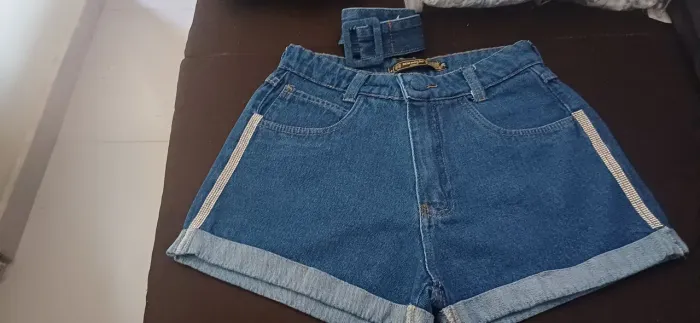 SHORT JEANS NOVO 36- P.