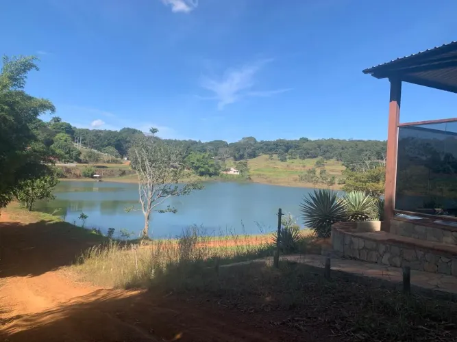 Aluga-se chácaras urbana acesso direto na BR 153 Jaiara/Anápolis
