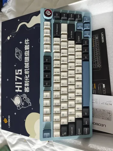 Teclado Mecânico com fio de Alumínio Leobog Hi75