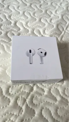 Apple AirPods (4 Geração)