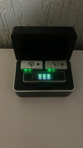 Microfone Wireless Ulanzi AM18 (U-Mic) - 2 Transmissores + Estojo Carregador