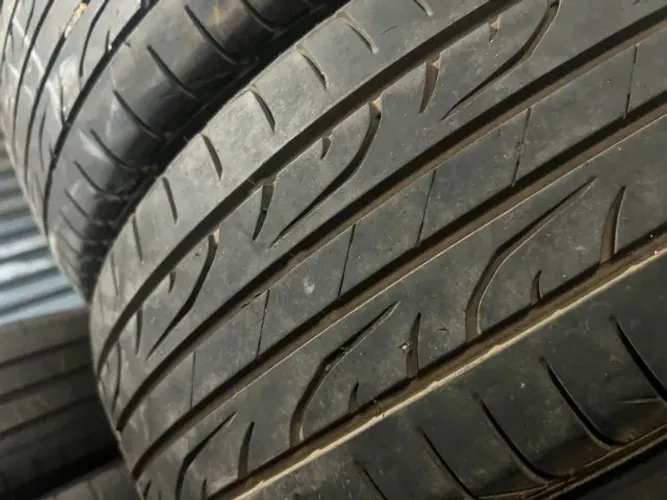 Pneu 205/55/16 Dunlop  75 % Vida Util