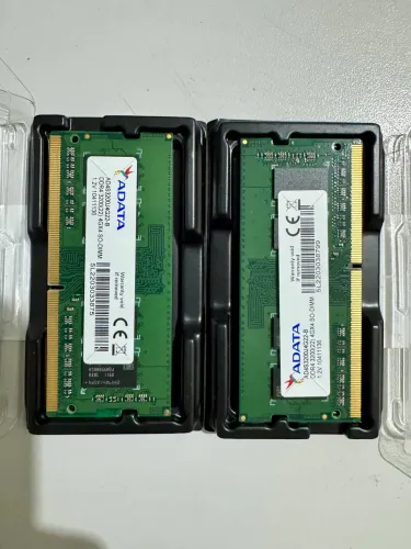 2 pentes de memória ram 4 GB cada ADATA AD4S3200J4G22-B