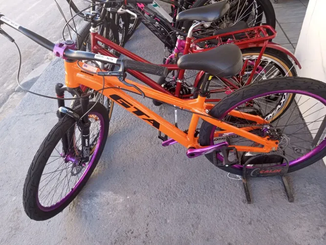 Bicicleta de grau nova GTA na black friday ja com freios mt 200 instalado