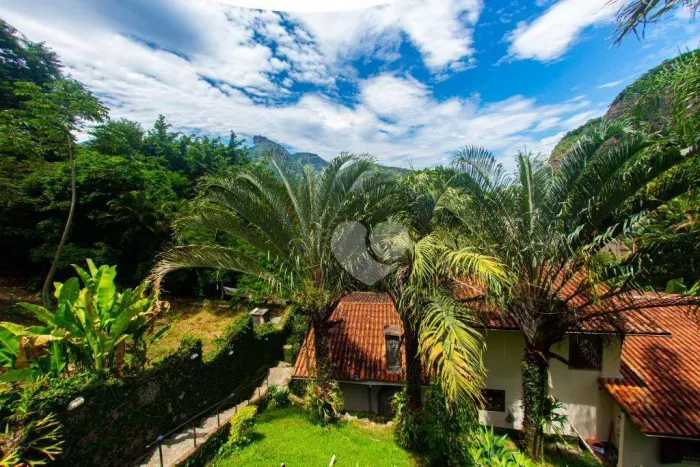 Casa Condomínio Fechado com 7 Quartos à venda, 317 m² por R$ 1.000.000 - Itanhangá - Barra