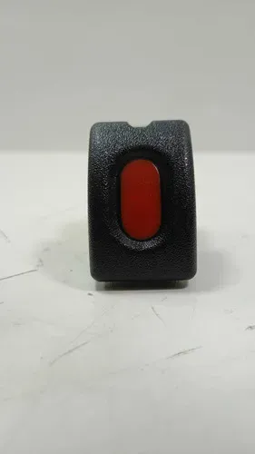Botão Pisca Alerta Chverolet Corsa 1994 Á 2002 Vermelho