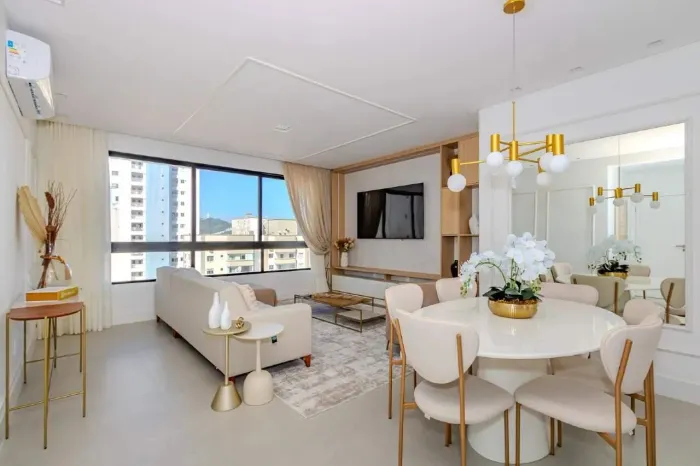 Apartamento à venda no Edifício Torre de Booz