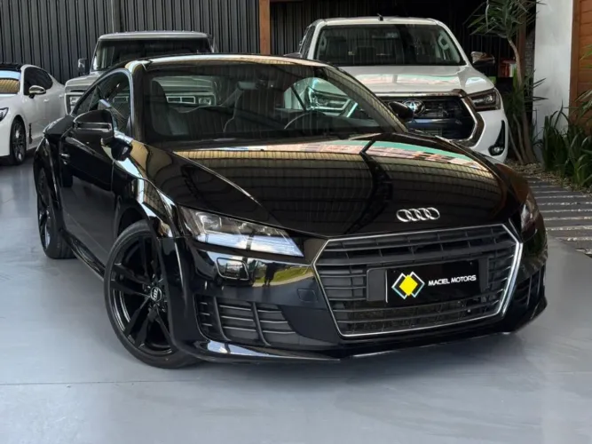 TT 2.0 16v TFSI S-Tronic