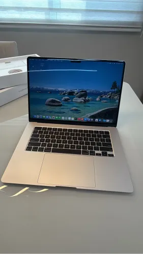 MacBook Air M4 256/16 15? Estelar (GARANTIA APPLE)