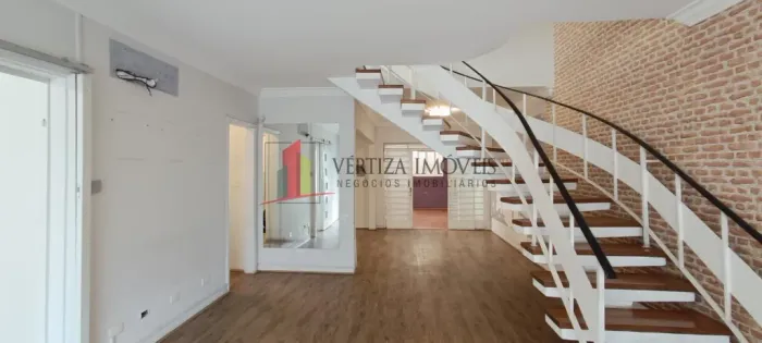 Casa comercial para locação com 150m² na Vila Olímpia