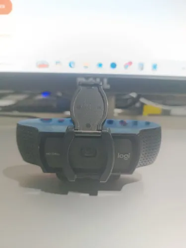 Vendo Câmera web Logitech C920 Full HD 30FPS cor preto - Usada.