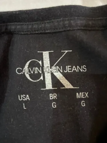 Camiseta Calvin Klein original - Tamanho G