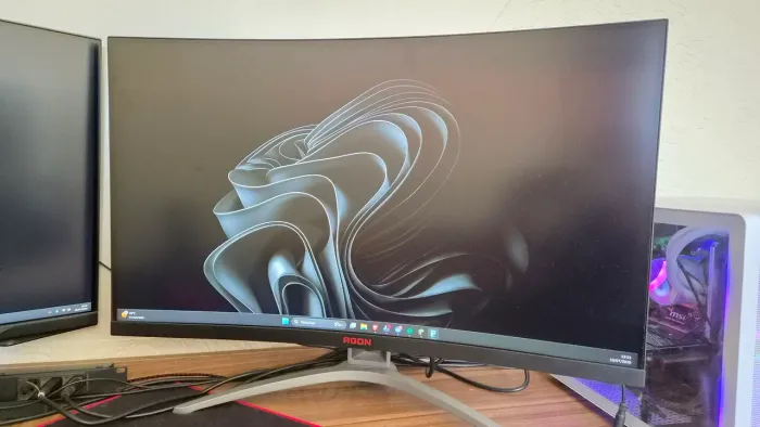 Monitor 32" 165hz AOC Agon