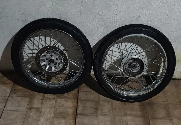 Rodas CG 150 com caracol