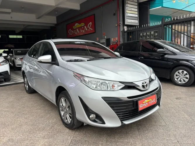 Toyota Yaris XL Sedan 1.5 Flex 16V 4P Aut. 2020