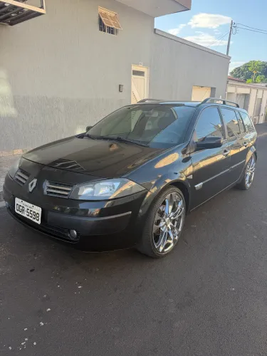 Renault Megane Grand Tour Dynam. Hi-flex 1.6 16V 2013
