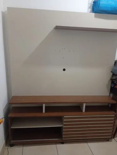 Rack para TV c rodinhas